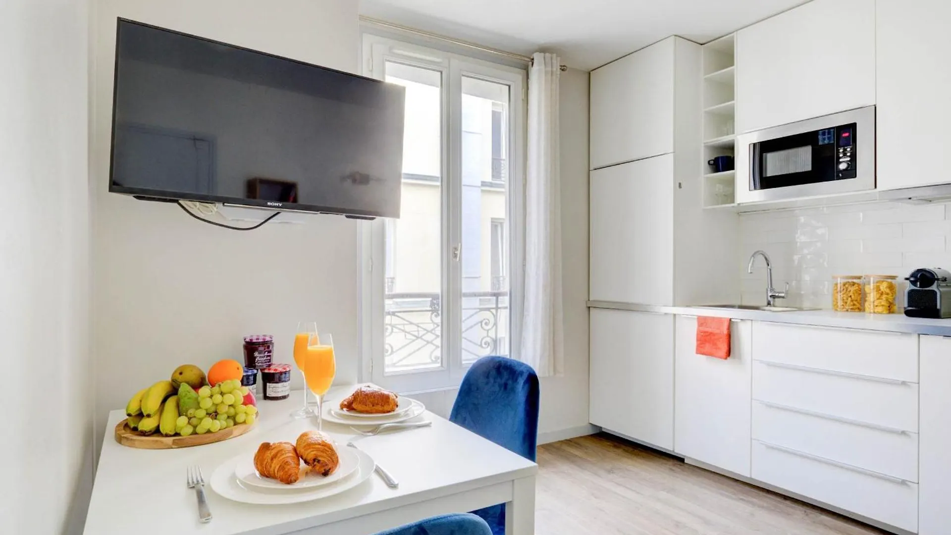 Invalides & Eiffel Tower 1br - Cityapartmentstay *